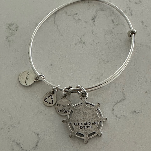 Alex and Ani bracelet silver - Picture 4 of 4